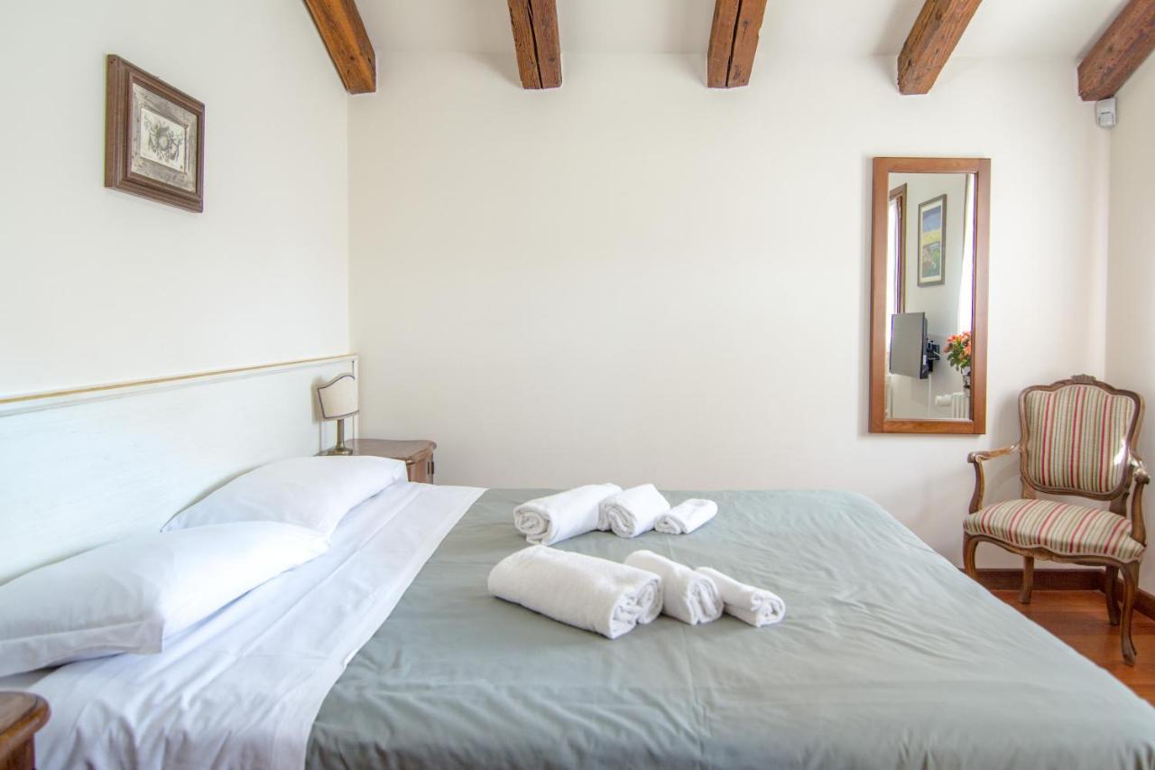 Casolare La Quercia Villa Correzzola Buitenkant foto